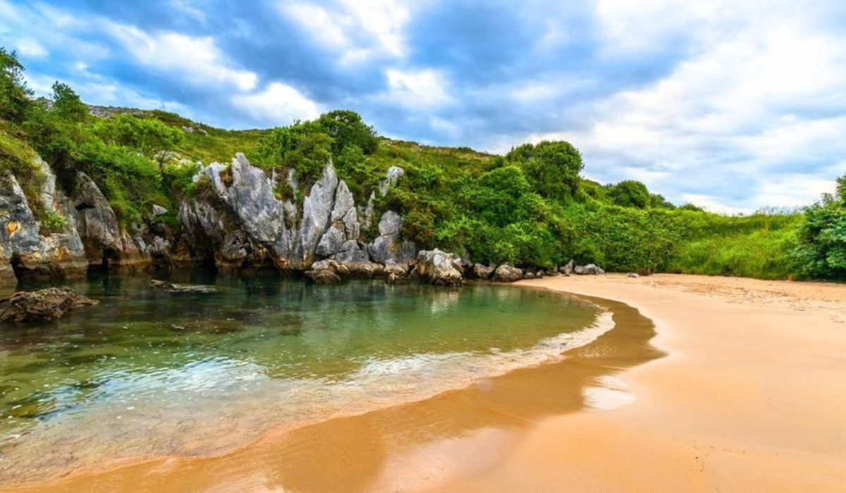 Playas Secretas de Asturias: Más Allá de las Típicas
